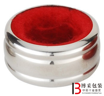 葡萄酒礼盒中的小工具，你都认识吗？
