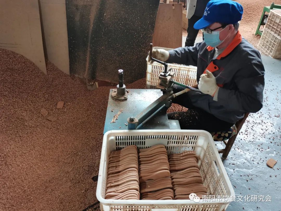 南阳饮食文化研究会到南阳博采包装调研考察!